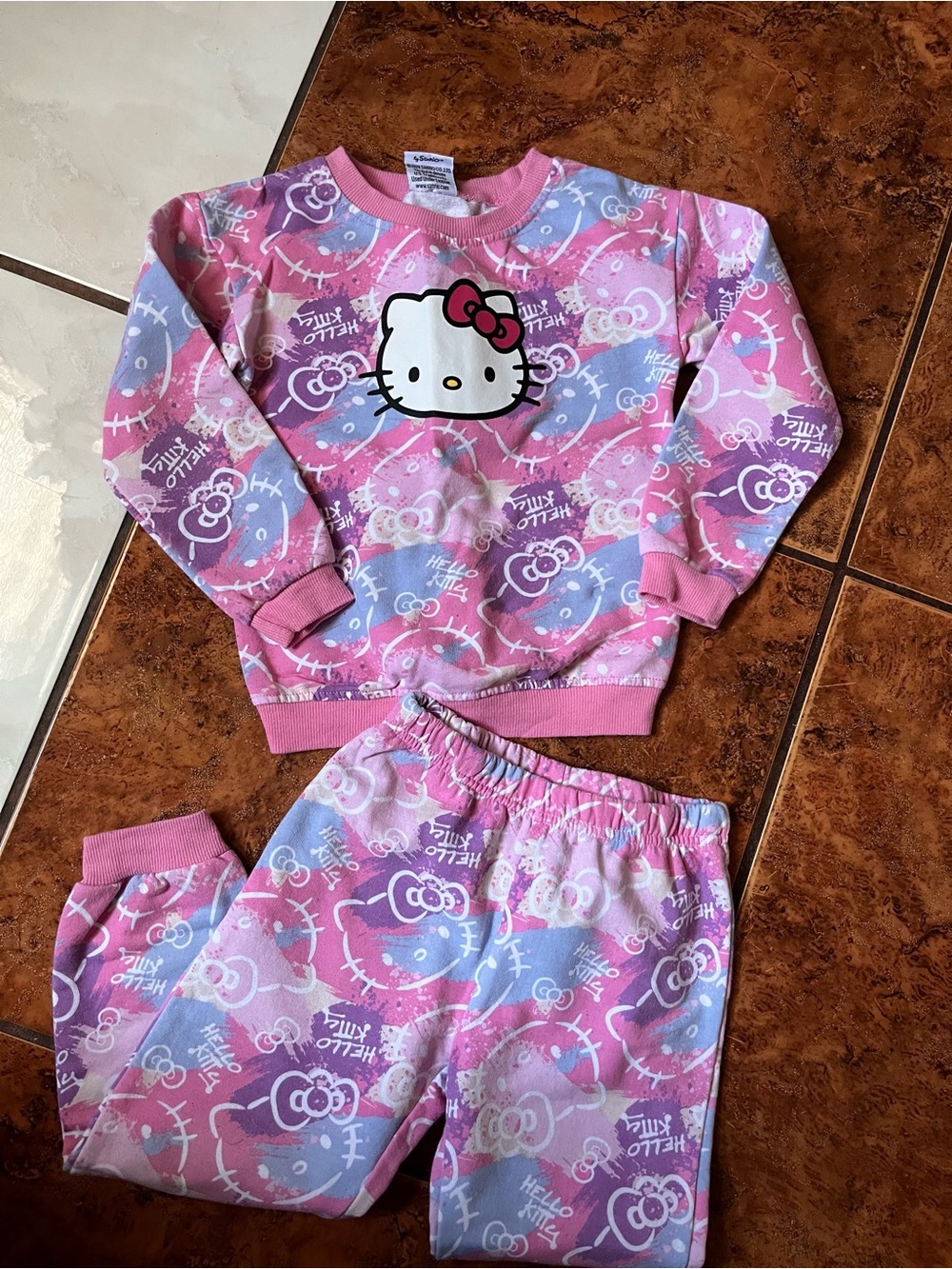 Hello kitty 2 piece set